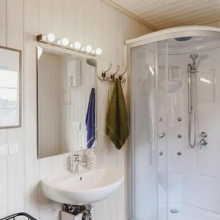 Holiday home Haus Hafenblick Wandlitz