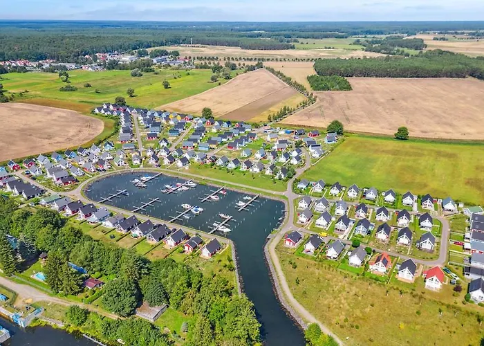 Holiday home Haus Hafenblick Wandlitz